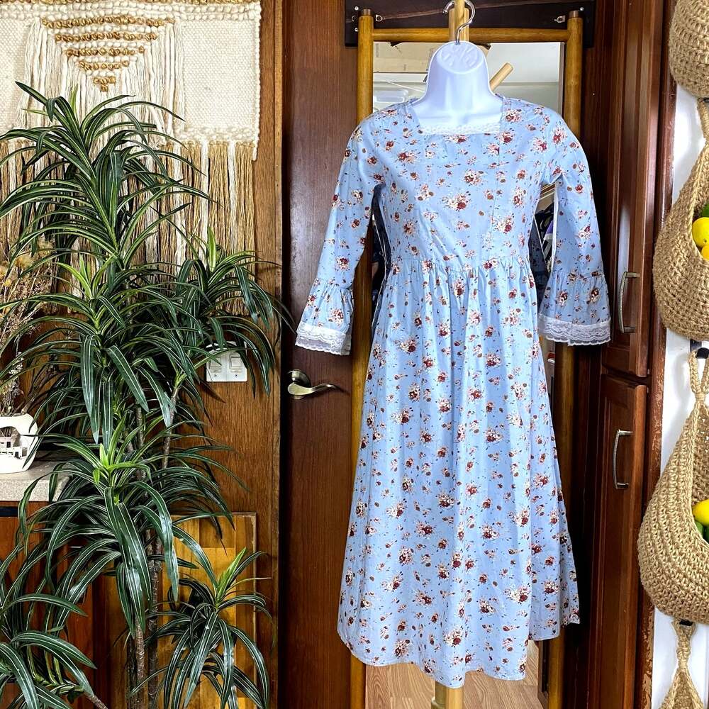 Blue Floral Prairie Dress XS Lace Trim Midi Long Sleeve Romantic Vintage Style